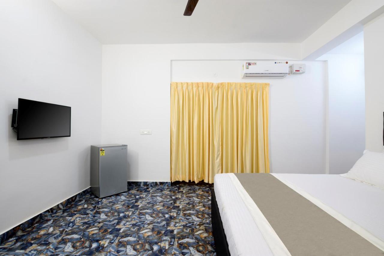 Hotel Flying Goa Calangute Ngoại thất bức ảnh
